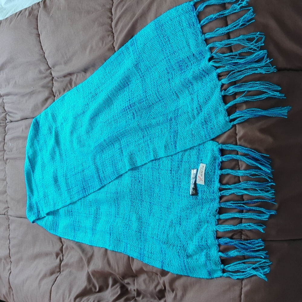 Woven scarf